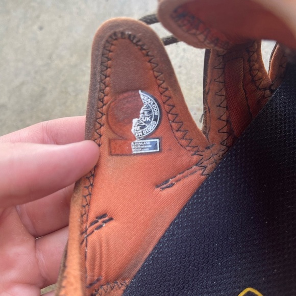 Keen women’s Newport Closed Toe Sandal Shoe Waterproof Hiking Brown Orange - Picture 6 of 6